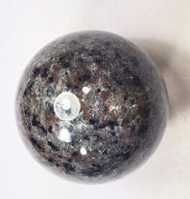 Load image into Gallery viewer, Fluorescent Yooperlite 64mm Sphere for Collection or Home Decor NS3