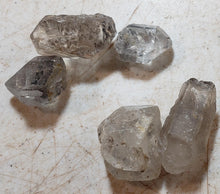 Load image into Gallery viewer, Tibetan Herkimer Quartz Crystals Set of 5 Stones for Jewelry or Metaphysical YTXL4