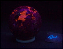 Load image into Gallery viewer, Fluorescent Yooperlite 72mm Sphere for UV Collection Great Gift 6218
