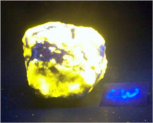 Load image into Gallery viewer, Fluorescent Wernerite Medium Specimen WSP04
