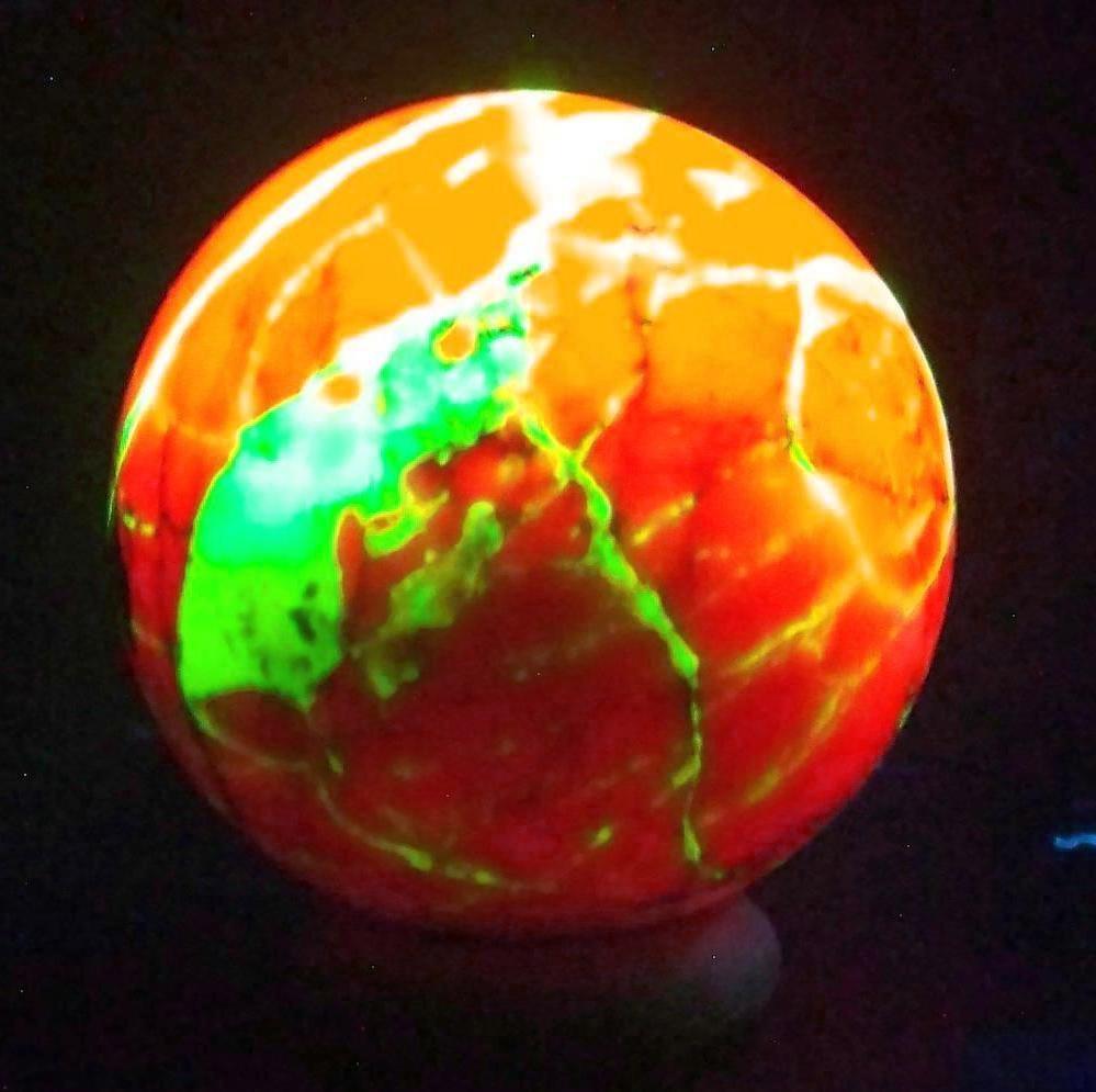 Sterling Hill Willemite & Calcite 32mm Sphere – UV Bright Fluorescent 6337
