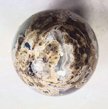 Load image into Gallery viewer, Thunderegg Piece 48mm Sphere for Collection or Home Interior Decor or Gift 6151
