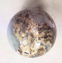 Load image into Gallery viewer, Thunderegg Piece 48mm Sphere for Collection or Home Interior Decor or Gift 6151
