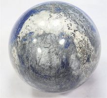 Load image into Gallery viewer, Fluorescent Lapis w Hackmanite Phlogopite Diopside 82mm Sphere UV Display 6216
