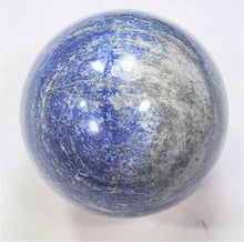 Load image into Gallery viewer, Fluorescent Lapis w Hackmanite Phlogopite Diopside 82mm Sphere UV Display 6216
