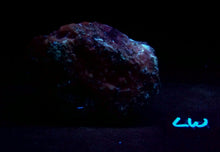 Load image into Gallery viewer, Fluorescent Cobaltoan Calcite Large Specimen cocal4
